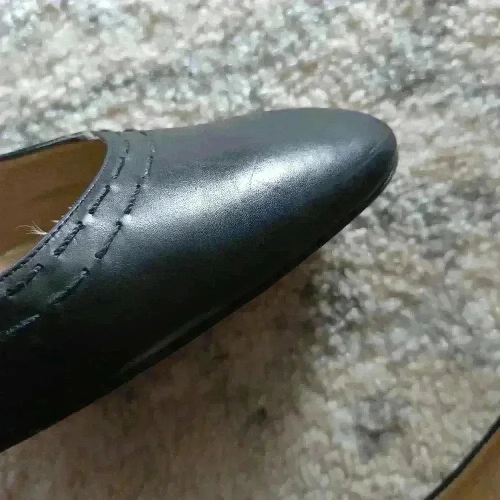 Givenchy Vintage Women's Black Leather Round Toe Designer Pump 40.5 (9 US)